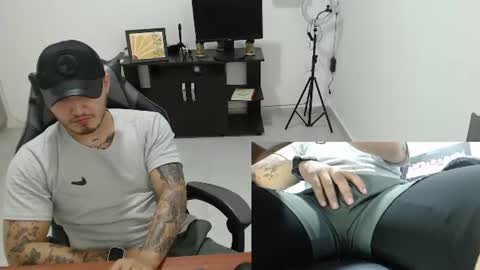 Snapshot of thiago_420 chatting on 06-22-26, 03:25 thiago_420 online show from 06-22-26, 03:25