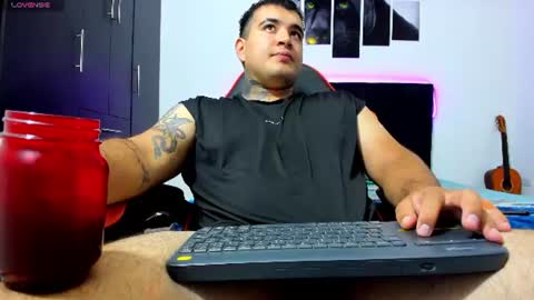 Thiago online show from 06-20-26, 03:53