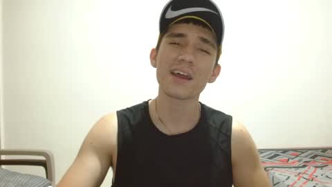 Snapshot of thiago_deseo69 chatting on 05-06-26, 01:47 thiago_deseo69 online show from 05-06-26, 01:47