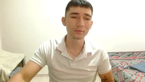 Snapshot of thiago_deseo69 chatting on 05-20-26, 01:17 thiago_deseo69 online show from 05-20-26, 01:17