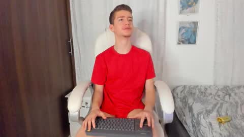 Manuel online show from 10-07-25, 05:26