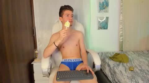 Manuel online show from 10-10-25, 03:38