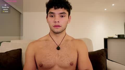 Snapshot of thiago_l chatting on 05-05-26, 02:08 Just Thiago online show from 05-05-26, 02:08