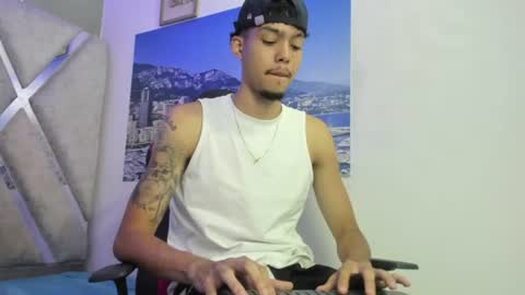 Snapshot of thiago_preston chatting on 06-24-26, 07:46 Thiago online show from 06-24-26, 07:46