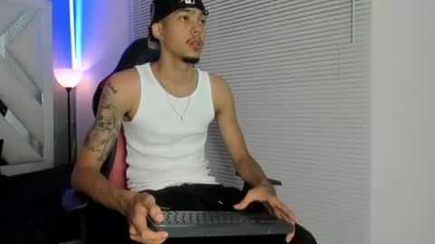 Snapshot of thiago_preston chatting on 06-28-26, 05:41 Thiago online show from 06-28-26, 05:41