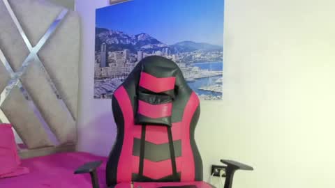 Snapshot of thiago_preston chatting on 07-10-26, 07:49 Thiago online show from 07-10-26, 07:49