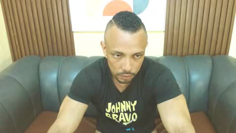 Snapshot of thiago_summers chatting on 06-26-26, 02:54 Thiago Summers online show from 06-26-26, 02:54