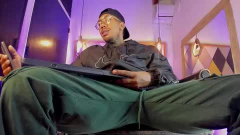 ThiagoBerry online show from 03-05-26, 12:12