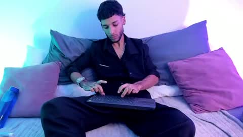 Snapshot of thiagoferreti_ chatting on 06-25-26, 04:45 ThiagoFerreti online show from 06-25-26, 04:45