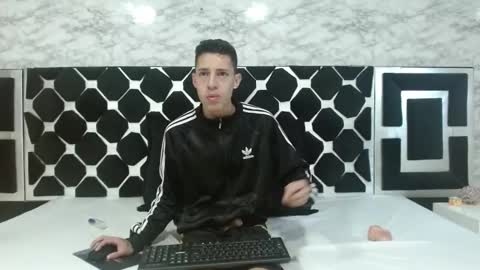 Thiago   online show from 02-15-25, 09:26