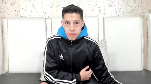 Thiago   online show from 03-06-25, 12:43