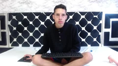 Thiago   online show from 07-18-26, 01:32