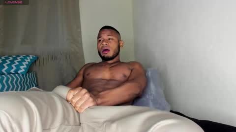 Thiago Instagram   online show from 11-29-25, 04:37