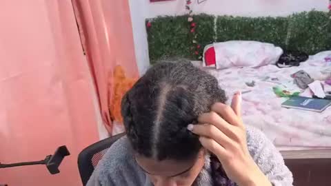 thiana_horny online show from 06-30-26, 08:43