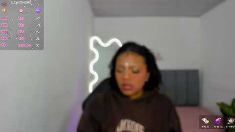  thiana  online show from 10-23-25, 02:44