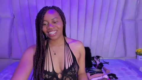 thiana_taylor online show from 11-15-25, 12:23