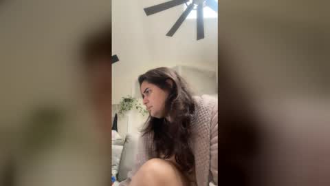 Snapshot of thicc_n_creamy69 chatting on 11-30-25, 02:21 ThatsaGurl online show from 11-30-25, 02:21