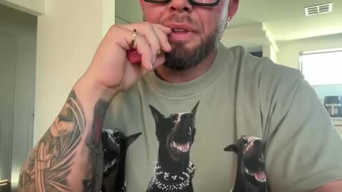 Snapshot of thiccbull12 chatting on 09-08-25, 02:16 thiccbull12 online show from 09-08-25, 02:16