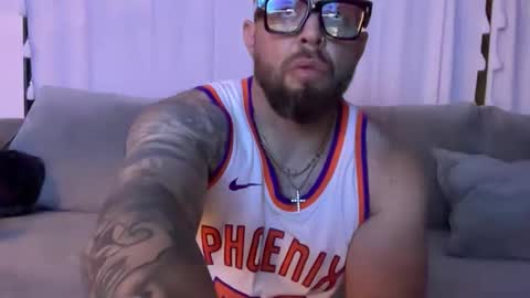 thiccbull12 online show from 06-03-26, 08:39