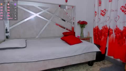 Snapshot of thiccylexxy chatting on 10-20-25, 11:54 Lexxy online show from 10-20-25, 11:54