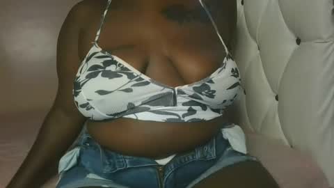 thick_godess online show from 10-15-25, 09:31