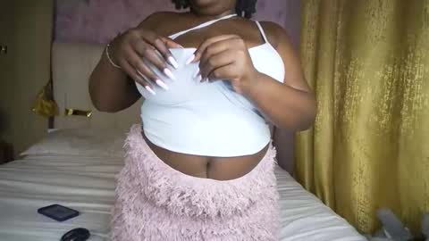 thick_n_flirty online show from 04-22-26, 07:55