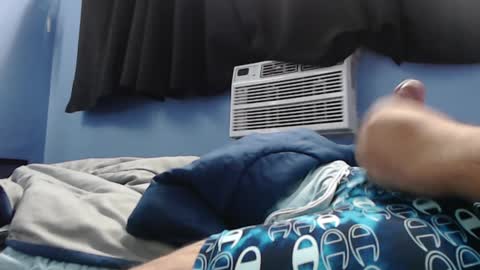 thick_n_horny online show from 12-16-24, 06:53