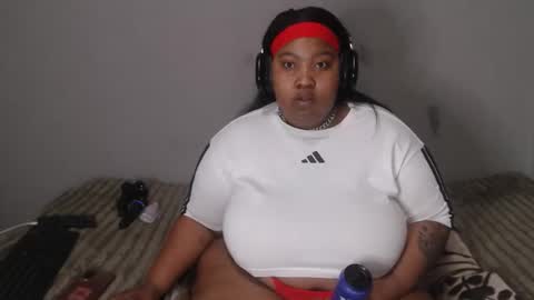 thickassmamie26 online show from 05-28-26, 01:58