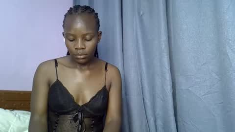 Snapshot of thickbarbie_ chatting on 12-15-25, 03:49 Xtine online show from 12-15-25, 03:49