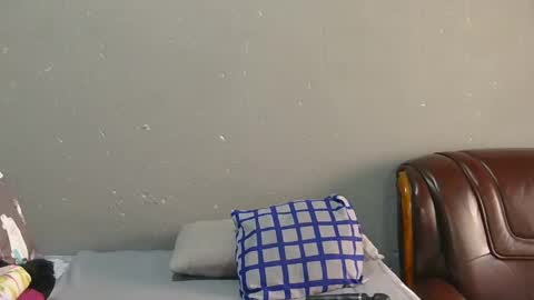 Snapshot of thickcaramel_p chatting on 02-21-25, 11:11 phindy online show from 02-21-25, 11:11