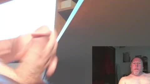 thickcock4u1105 online show from 06-08-26, 11:43