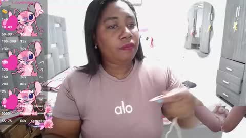 Snapshot of thickebonymilf chatting on 02-10-26, 03:43 XIOMARA online show from 02-10-26, 03:43