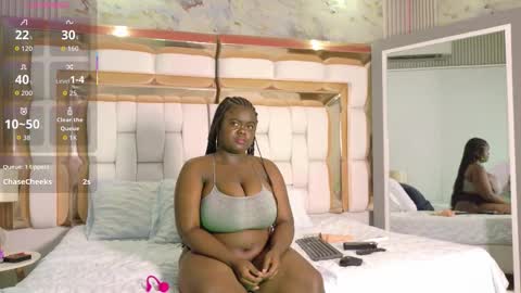 Snapshot of thickebonyprincesss chatting on 11-25-25, 02:55 CHIKI online show from 11-25-25, 02:55