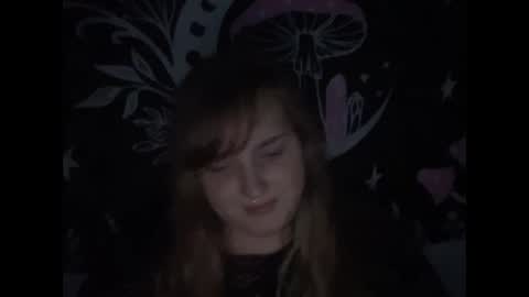 Ariel online show from 02-09-25, 02:38