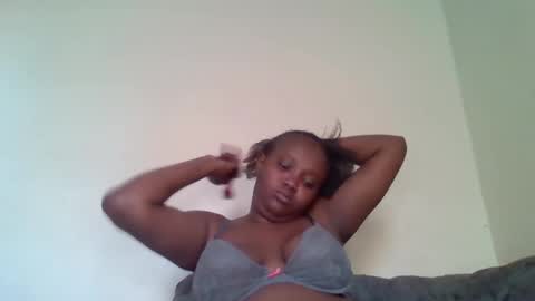 Snapshot of thickianababe chatting on 02-22-25, 09:34 thickianababe online show from 02-22-25, 09:34