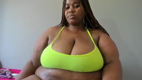 thickleeyanax online show from 02-21-25, 08:29