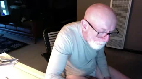 Snapshot of thickmorninwood chatting on 05-03-26, 02:12 thickmorninwood online show from 05-03-26, 02:12