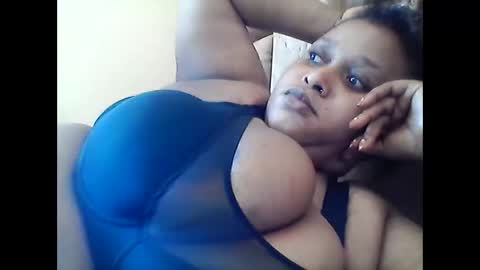 thicky_sandra online show from 04-30-26, 12:00