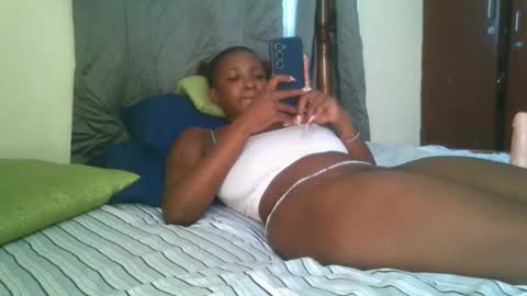 thickybabes7 online show from 03-12-26, 09:48