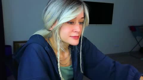 thief_of_hearts_ online show from 11-19-25, 10:43