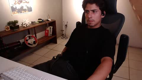 Snapshot of thieves_us chatting on 02-12-26, 05:24 thieves_us online show from 02-12-26, 05:24