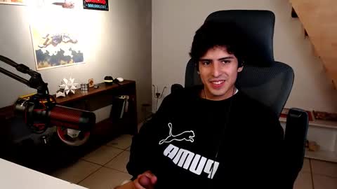 Snapshot of thieves_us chatting on 03-06-26, 04:31 thieves_us online show from 03-06-26, 04:31