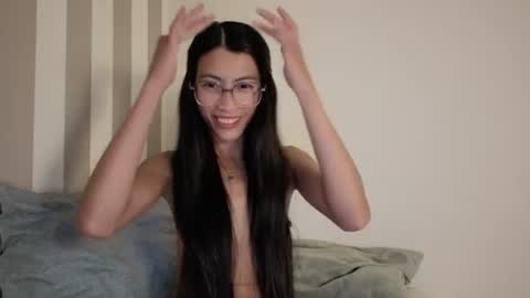 Snapshot of thifa2x chatting on 07-12-26, 10:12 thifa2x online show from 07-12-26, 10:12