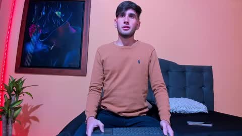 Snapshot of thiiago_tay chatting on 12-10-24, 01:11 Thiiago online show from 12-10-24, 01:11