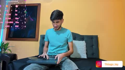 Snapshot of thiiago_tay chatting on 12-17-24, 08:32 Thiiago online show from 12-17-24, 08:32