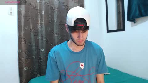 Snapshot of thiiago_tay chatting on 09-17-25, 12:56 Thiiago online show from 09-17-25, 12:56