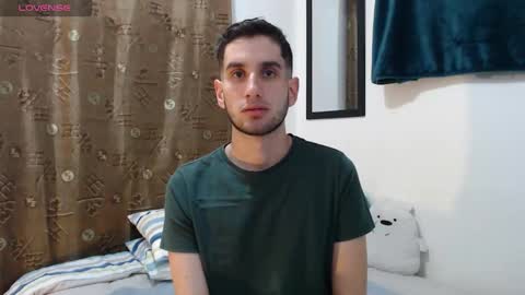 Snapshot of thiiago_tay chatting on 10-04-25, 10:52 Thiiago online show from 10-04-25, 10:52