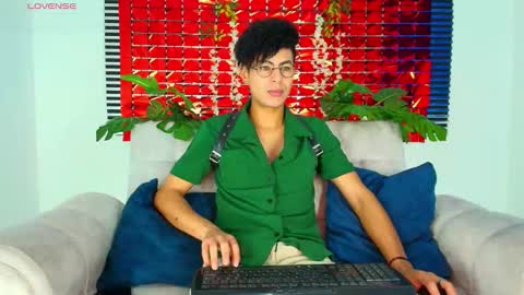 Thiago Saenzz online show from 02-13-26, 03:08