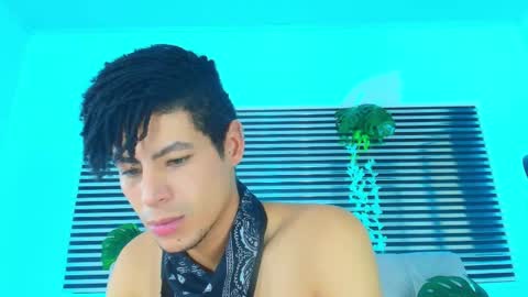 Snapshot of thiiagosaeenz chatting on 06-01-26, 09:49 Thiago Saenzz online show from 06-01-26, 09:49