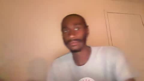 Snapshot of thirdlegkenny chatting on 12-04-25, 02:32 thirdlegkenny online show from 12-04-25, 02:32